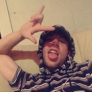 Meet your Posher, Josh